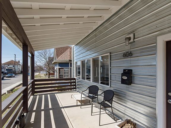 2nd image of 606 Parkway Ave