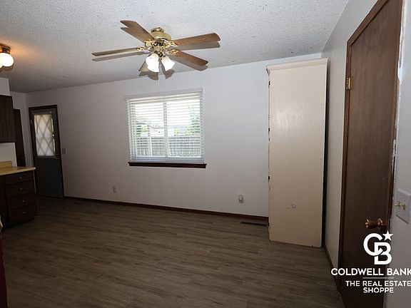 4th image of 2509 C St