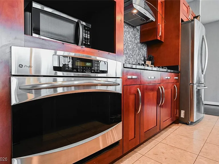 4525 Dean Martin Dr #1608 — Photo 21