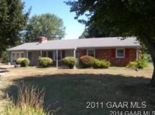 48 Sunny Ln, Stuarts Draft, VA 24477
