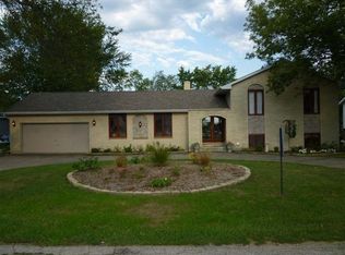 12126 219th Ave, Bristol, WI 53104