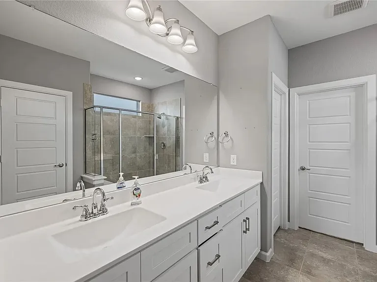 12405 Iveson Dr — Photo 6
