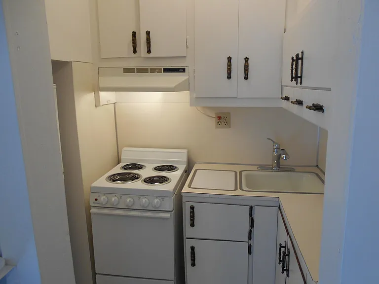 1819 W Riverside Ave #3 — Photo 9