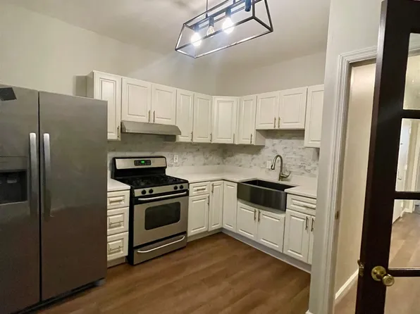 162 Nelson Avenue image 5 of 22