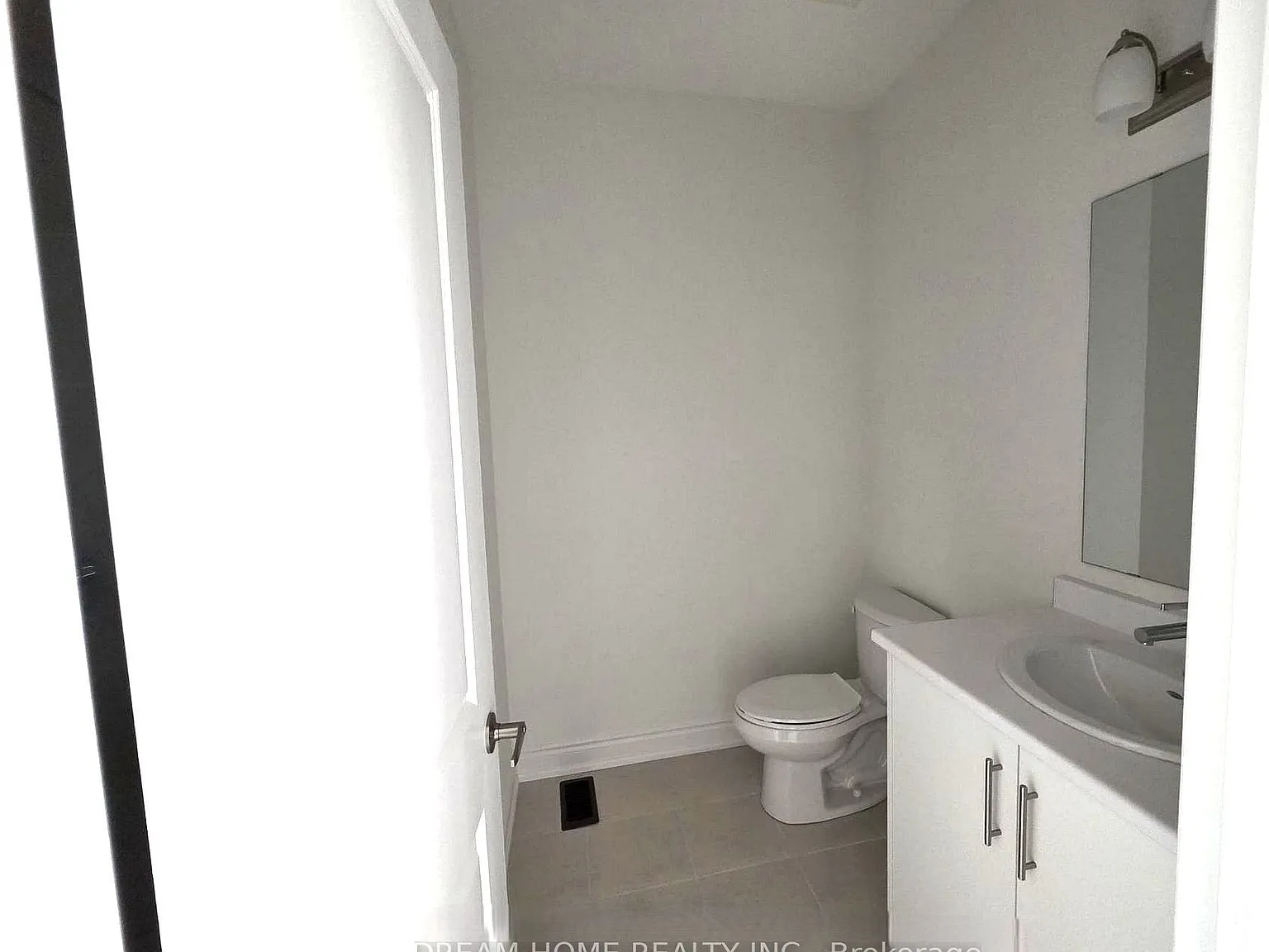 3 bed, $3,550 — Photo 4