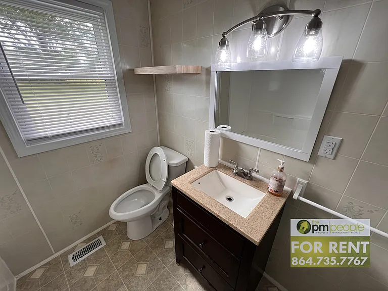 114 Radcliff Dr — Photo 7