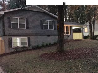 1096 Southdown Pkwy, Columbus, MS 39701