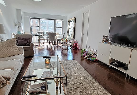 3rd image of 245 E 63rd St APT 1201