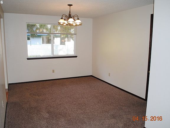 5th image of 220 NW Loan Pl