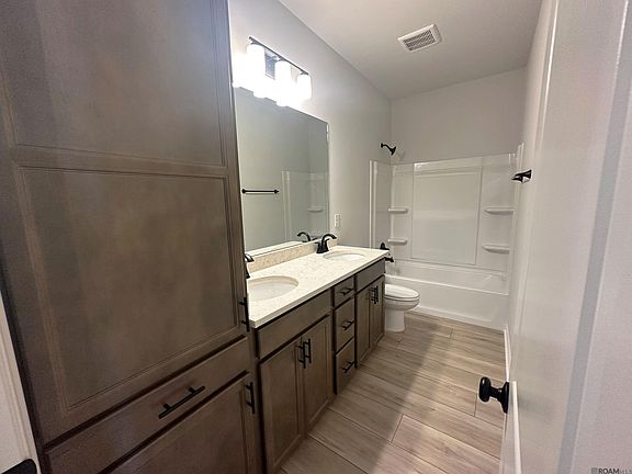 2nd image of 28288 Moreau Dr