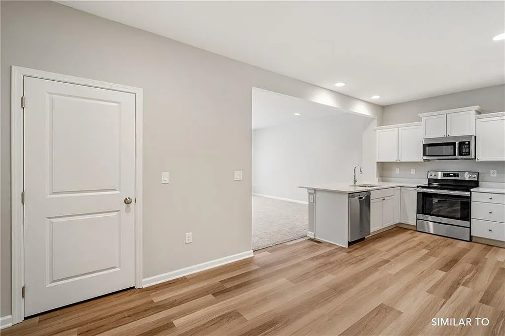 1967 South Warrior Lane - Townhome — Photo 2