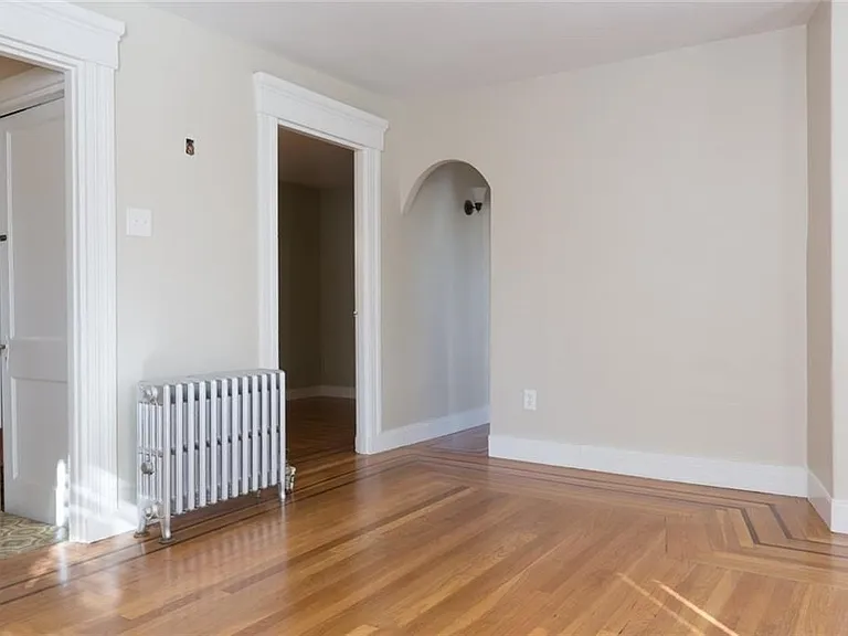 185 Carpenter St #2 — Photo 15