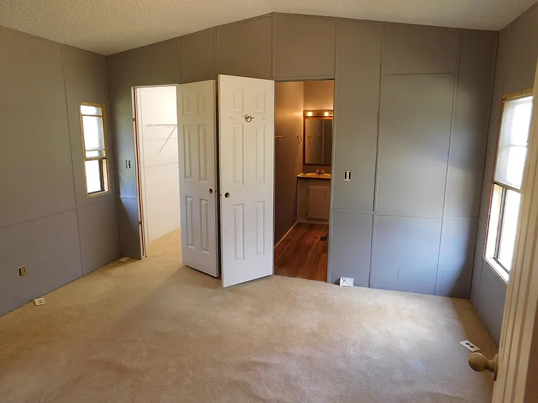 1024 Lindsay Dr #A — Photo 9