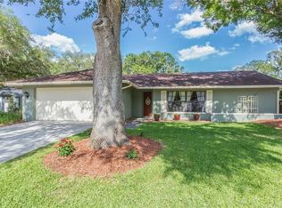 13711 Old Farm Dr, Tampa, FL 33625