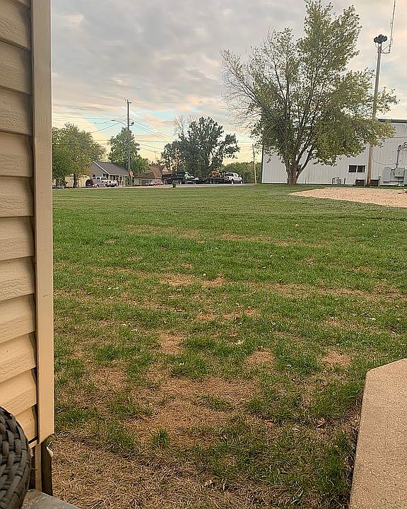 2nd image of 1011 Mill St