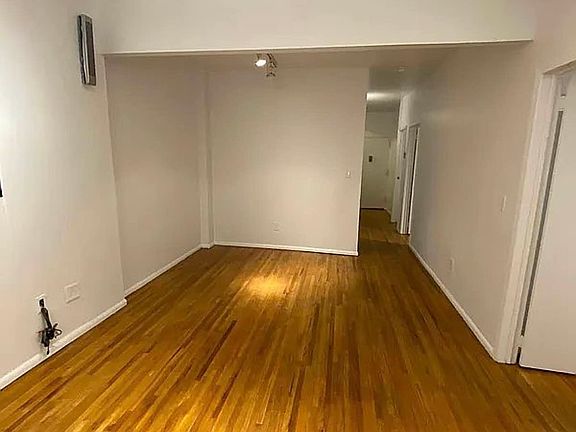 5th image of 415 W 52nd St APT 5B