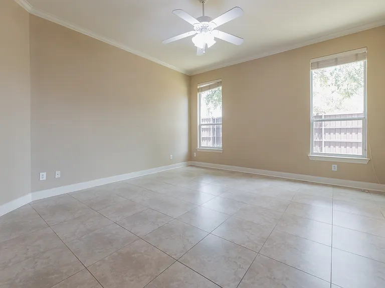 611 Table Rock Dr — Photo 15
