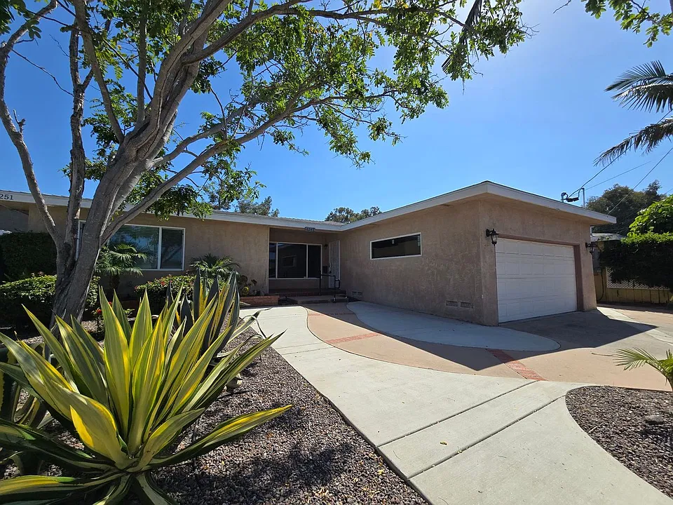 6249 Adobe Dr