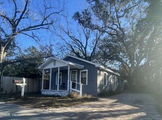 2032 Thomas Ct, Jacksonville, FL 32207