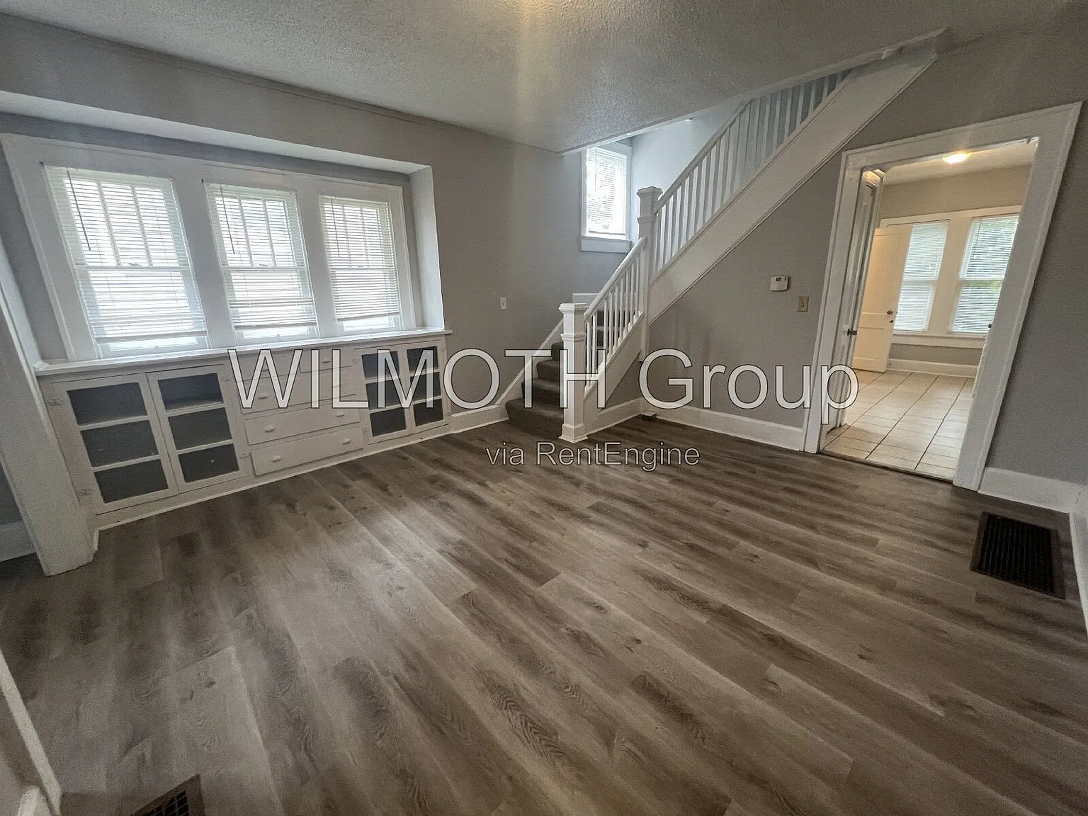 3 bed, 1260 sqft, $1,350 — Photo 4