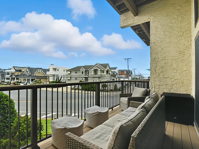 1503 Atlantic Ave — Photo 8
