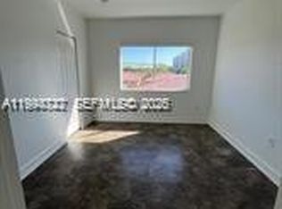 7995 NW 8th St APT 115, Miami, FL 33126
