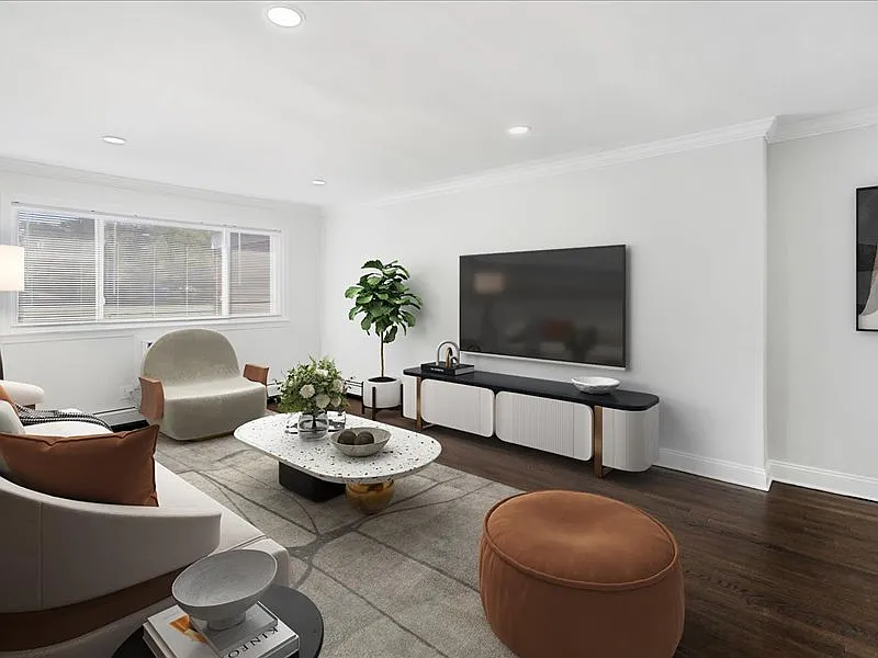 40 Roseland Avenue Apartments — Photo 2
