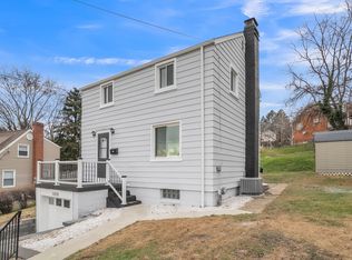 1209 Cloverfield Dr, Pittsburgh, PA 15227