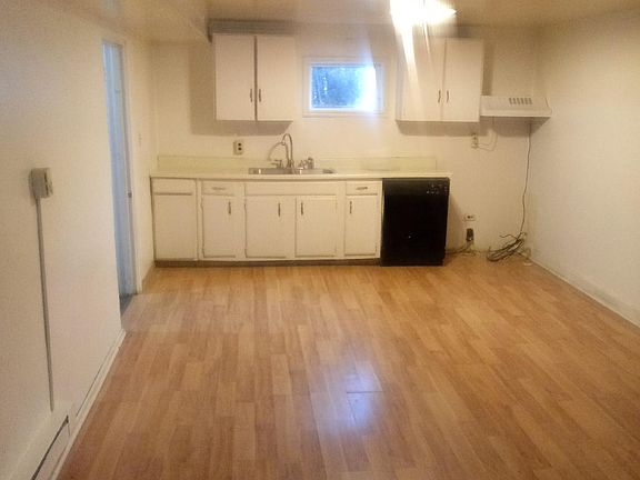 2nd image of 5132 Saulton Dr APT C