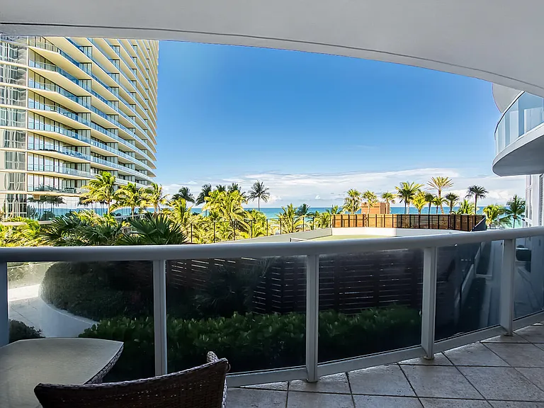 18911 Collins Ave #506 — Photo 52