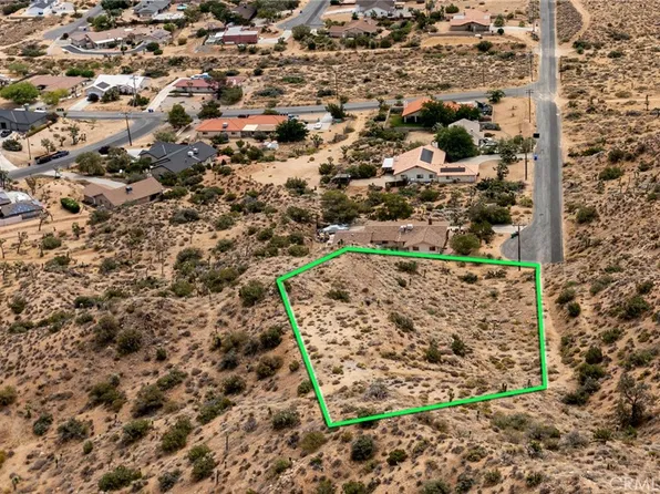 55700 Golden Bee Dr #65, Yucca Valley, CA 92284