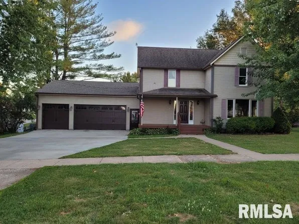 706 W Edgington St, Reynolds, IL 61279