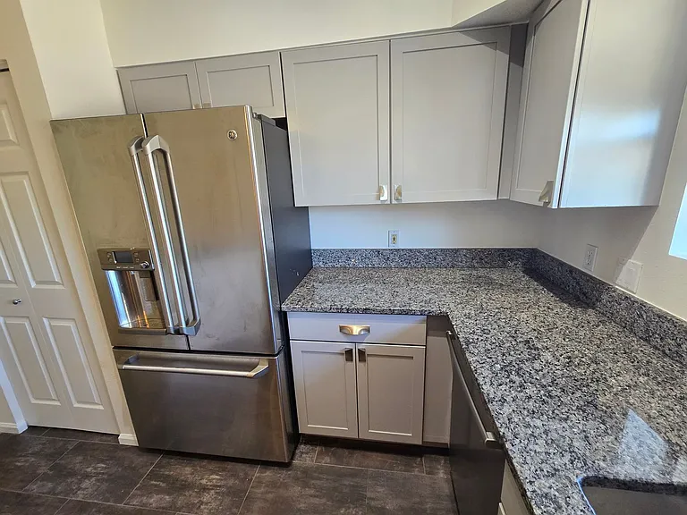 595 Manhattan Dr #203 — Photo 3