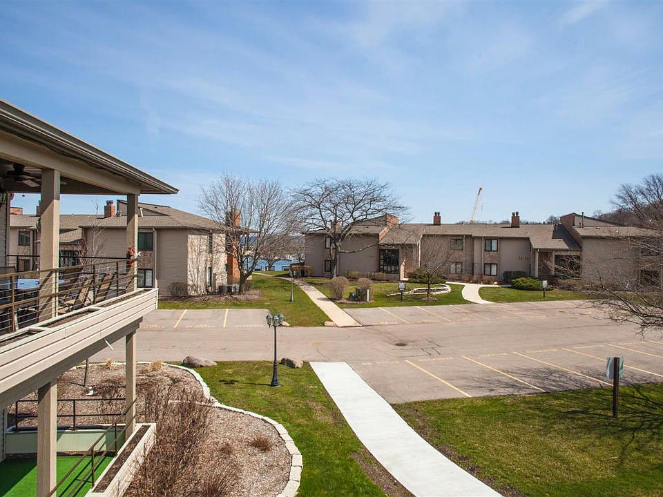 1st image of 265 Fontana Blvd #20D