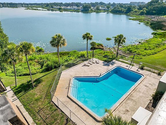 2nd image of 1836 N CRYSTAL LAKE DRIVE #27