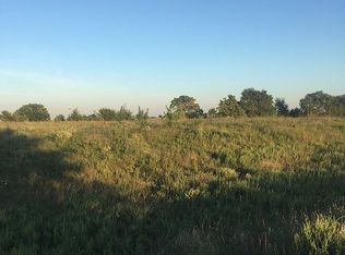 5643 N Webb Rd, Grand Island, NE 68803