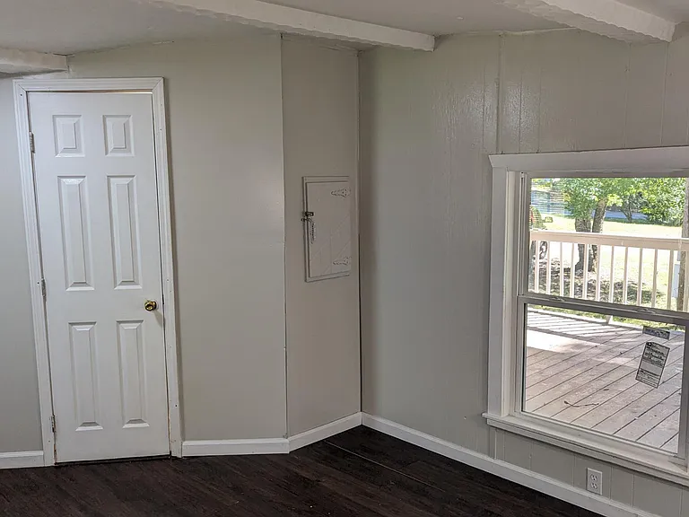 530 Dooley Rd — Photo 10