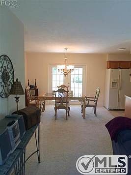 5th image of 3655 Maran Ln