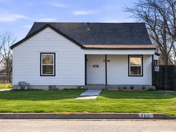 310 S Hampshire St, Saginaw, TX 76179