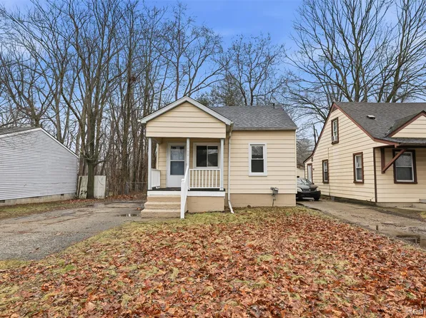 22060 Poinciana St, Southfield, MI 48033