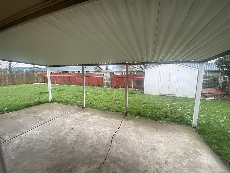 215 44th Ave SE — Photo 15