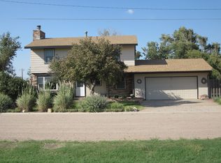 302 Oak Ave, Holcomb, KS 67851