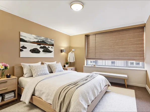 220 Riverside Boulevard image 7 of 28