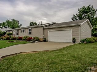 202 Park Pl, State Center, IA 50247