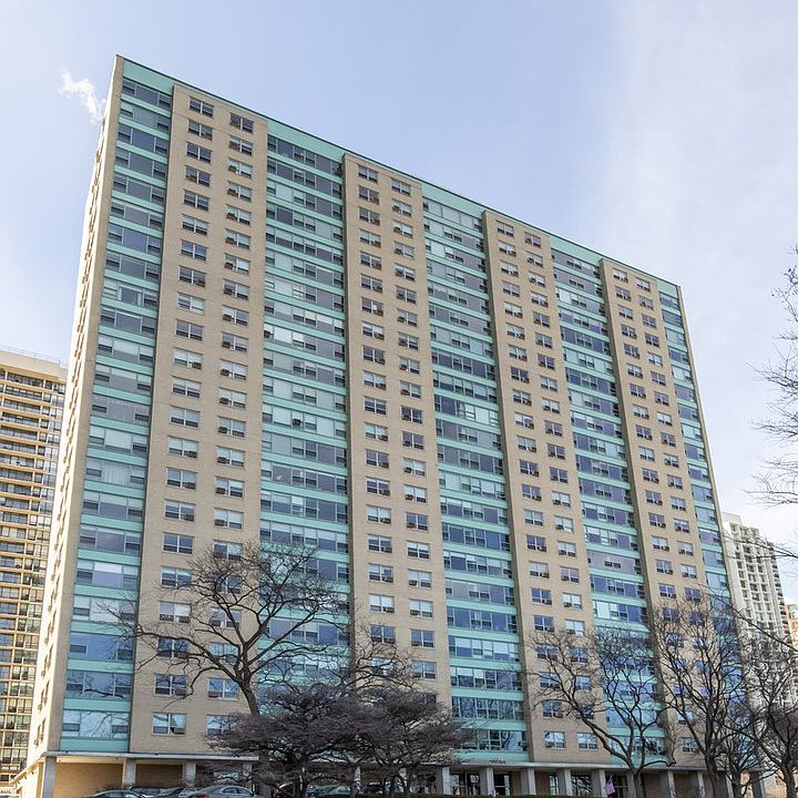 1st image of 3180 N Lake Shore Dr APT 13G