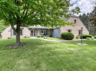 4052 Springfield Ln, Slinger, WI 53086