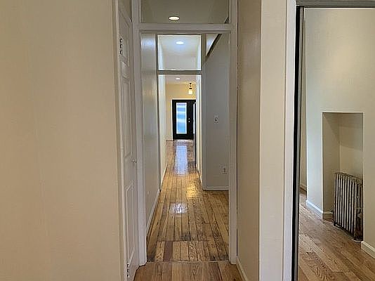 5th image of 538 Driggs Ave APT 1L