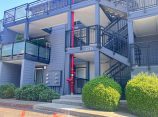 2515 NE 4th St APT 512, Renton, WA 98056