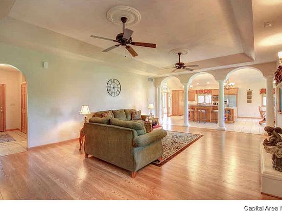 4th image of 1275 Gracie Ln