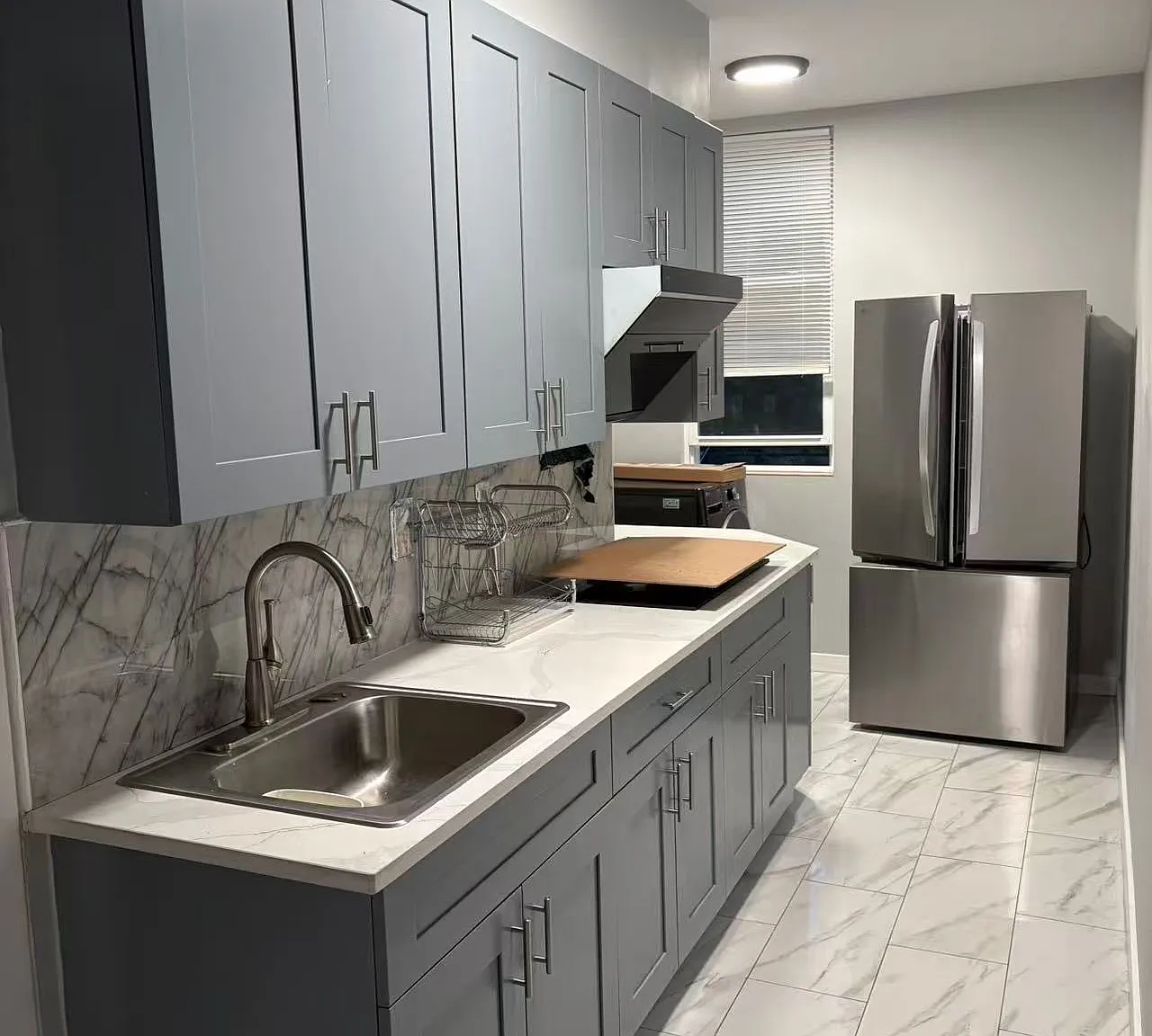 4 bed, $3,400 — Photo 2